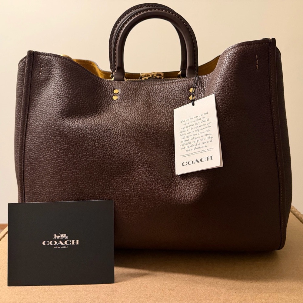 Coach Rogue 39 Maple